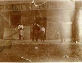 PUERTA DEL TALLER ANTIGUO